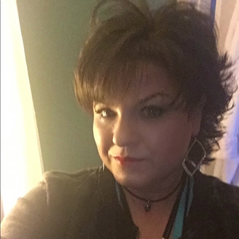 Meet your Posher, MaryEllen